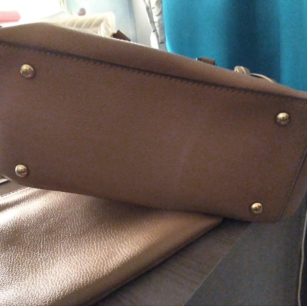 Large Bag - Picture 3 of 4